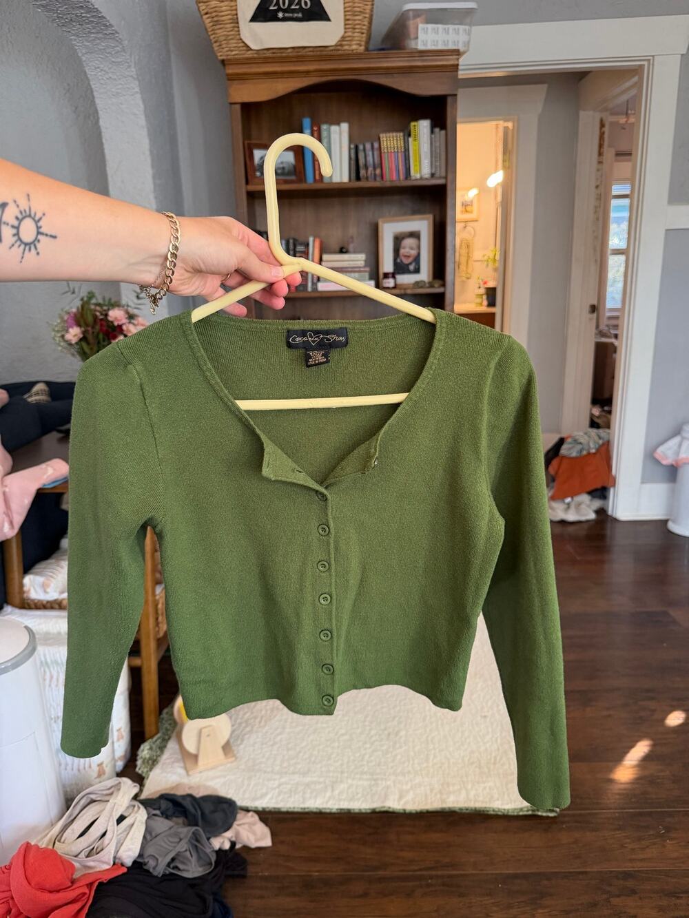Coco and Shay Olive Green Cropped Button Front Cardigan Womens